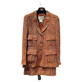 Chanel Terno e saia Multicor