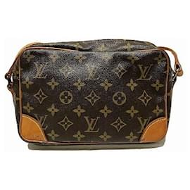 Louis Vuitton-Bolsa de Ombro Trocadero 23 Louis Vuitton M51276-Marrom