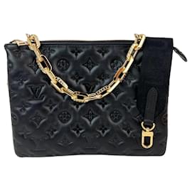 Louis Vuitton-Bolsa transversal de ombro Coussin PM em couro de cordeiro preto Louis Vuitton-Preto