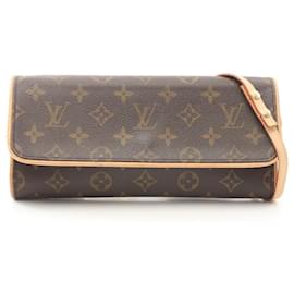 Louis Vuitton-Bolsa de Ombro Pochette Twin GM Monograma Louis Vuitton M51852-Marrom