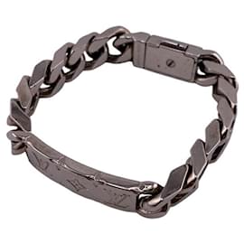 Louis Vuitton-Louis Vuitton Silver Charm Bracelet-Silvery
