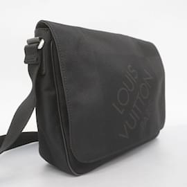 Louis Vuitton-Bolsa de Ombro Petit Messager Damier Geant Louis Vuitton-Preto