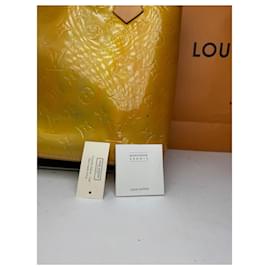 Louis Vuitton-Bolsas LOUIS VUITTON T. Couro-Amarelo