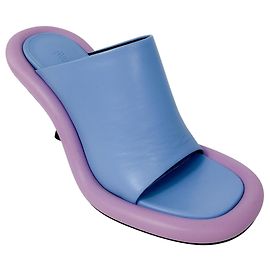 Sandales Mule Bumper en Cuir Bleu / Lilas / Noir de JW Anderson Bleu