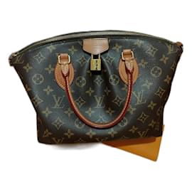 Louis Vuitton-Boetie-Monogram