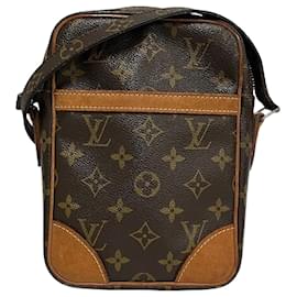 Louis Vuitton-Bolsa de Ombro Monogram Danube Louis Vuitton M45266-Marrom