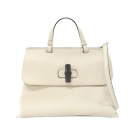 Gucci-Gucci 392013 A7M0N Handbag-Eggshell