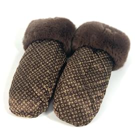 Louis Vuitton-Louis Vuitton Monogram Fur Morphle Igloo Mitten Gloves-Brown