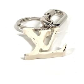 Louis Vuitton-Louis Vuitton MP2290 LV Logo Carabiner Keychain-Silvery,White