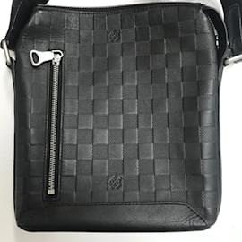Louis Vuitton-Bolsa Mensageiro Discovery Damier Infini Louis Vuitton-Preto