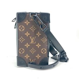 Louis Vuitton-Bolsa de telefone Monogram Soft Trunk da Louis Vuitton-Marrom