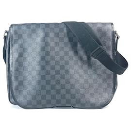 Louis Vuitton-Bolsa de aba Daniel GM Damier Graphite Louis Vuitton-Preto