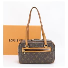 Louis Vuitton-Bolsa de Ombro de Couro Monogram Cite MM da Louis Vuitton-Marrom