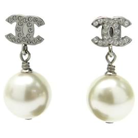 Chanel-NEUF BOUCLES D'OREILLES CHANEL LOGO CC PERLES A36138 STRASS PEARL EARRINGS-Argenté