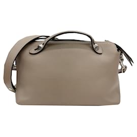 Fendi-Fendi By the Way Sac à main moyen-Beige