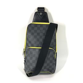 Louis Vuitton-Bolsa Sling Avenue Damier Graphite Louis Vuitton-Preto,Amarelo