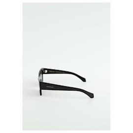 Salvatore Ferragamo-Black sunglasses-Black