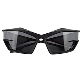 Givenchy-Black sunglasses-Black