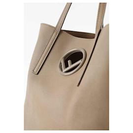 Fendi-Leather Logo Shopper Tote-Grey