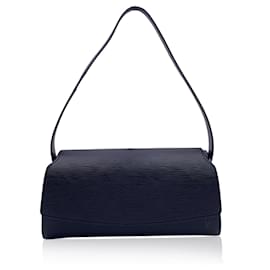 Louis Vuitton-Bolsa de ombro Nocturne PM em couro Epi preto vintage-Preto