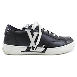 Louis Vuitton-Tênis pretos Louis Vuitton-Preto