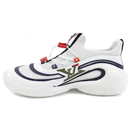 Louis Vuitton-Tênis brancos Louis Vuitton-Branco