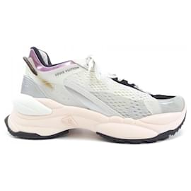 Louis Vuitton-Louis Vuitton Pink and White Sneakers-Pink,White