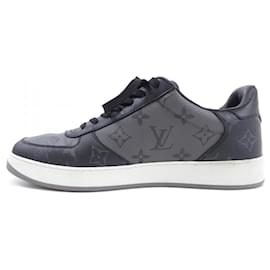 Louis Vuitton-Tênis pretos e cinzas Louis Vuitton-Marrom,Preto