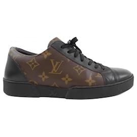 Louis Vuitton-Tênis pretos e marrons Louis Vuitton-Marrom,Preto
