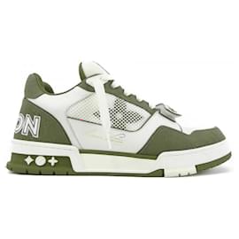 Louis Vuitton-Louis Vuitton Red and White Sneakers-White,Red