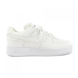 Louis Vuitton-Tênis brancos Louis Vuitton-Branco