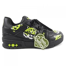 Louis Vuitton-Louis Vuitton Black Sneakers-Black