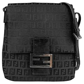 Fendi-Sac à épaule en toile nylon Zucchino de Fendi-Noir