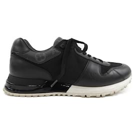 Louis Vuitton-Tênis pretos Louis Vuitton-Preto