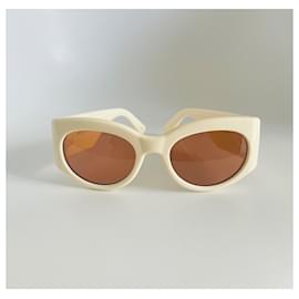Gucci-Sunglasses-Eggshell