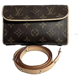 Louis Vuitton-Bolsa Pochette Florentine Monograma Louis Vuitton-Marrom,Monograma