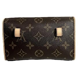 Louis Vuitton-Bolsa Pochette Florentine Monograma Louis Vuitton-Marrom,Monograma
