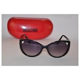 Moschino-sunglasses-Black