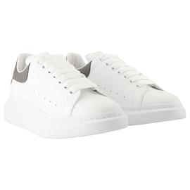Alexander Mcqueen-Sneakers Oversized - Alexander McQueen - Leather - White-White