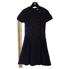 Robe Chanel en tweed noir Noir