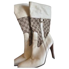 Gucci Leather Boots Beige Beige