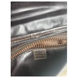 Céline-CELINE Handbags T.  Patent leather-Green
