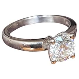 Autre Marque-Carl Bucherer Solitaire Allure 18K white gold-Silver hardware