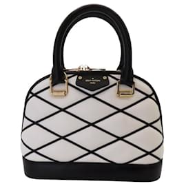 Louis Vuitton-Louis Vuitton Alma BB Lamb Leather Handbag-Black