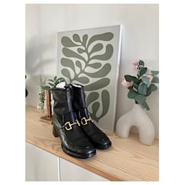 Gucci-Ankle Boots-Black,Golden