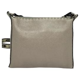 Fendi-Sac à épaule FENDI en cuir argent authentique hk2400-Argenté