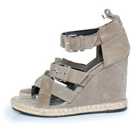 Balenciaga-Balenciaga, sandale compensée en daim gris-Gris
