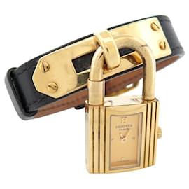 Hermès-VINTAGE HERMES KELLY CADENAS PM 20 MM QUARTZ GOLD PLATED WATCH-Golden