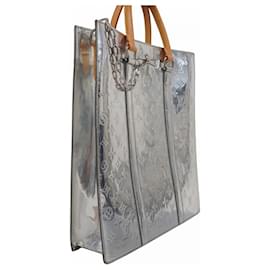 Louis Vuitton-Bolsa Sac Plat em Monograma Espelho Louis Vuitton-Prata