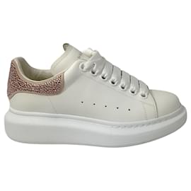 Alexander Mcqueen-Alexander McQueen White / Pink Crystal-Embellished Leather Exaggerated-Sole Sneakers-White